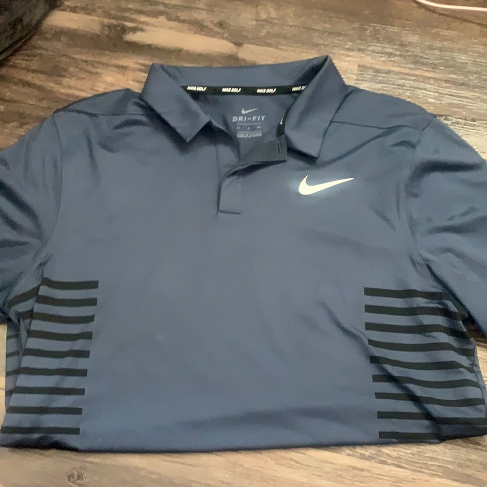Euc Nike golf shirt / polo